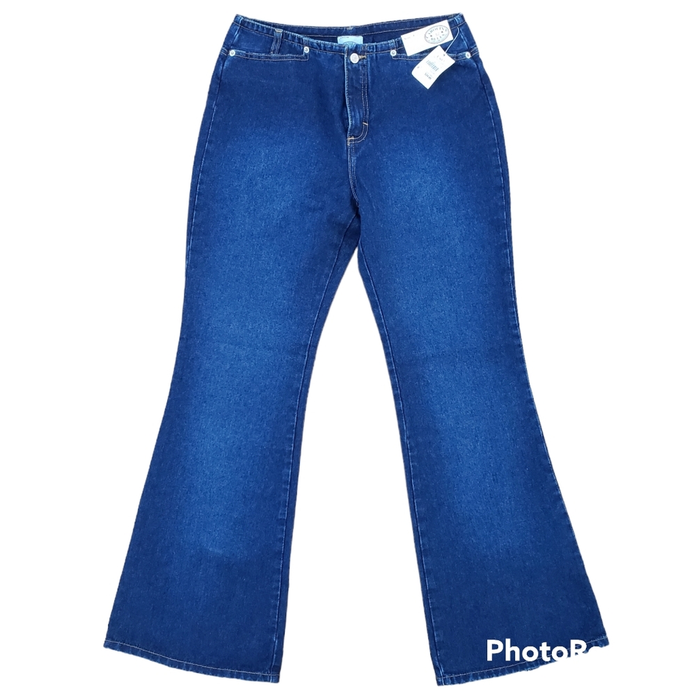 NWT Carolina Blue Womens Dark Wash Denim Flared High Rise Size 8